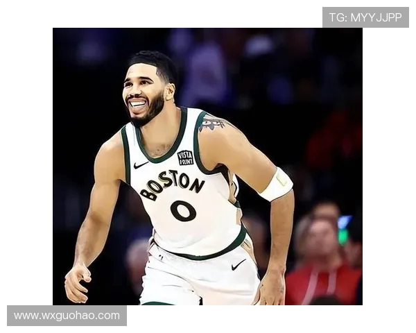 杰森·塔图姆:从天赋少年到NBA超级明星的成长轨迹与未来展望 杰森·塔图姆:从天赋少年到NBA超级明星的成长轨迹与未来展望