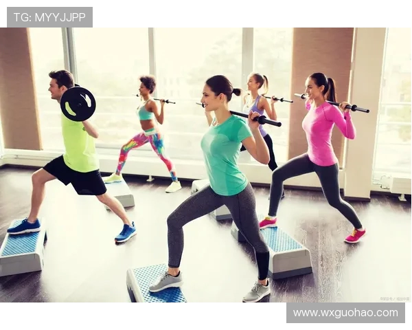 坚持健身塑造完美体型打造健康自信人生新篇章