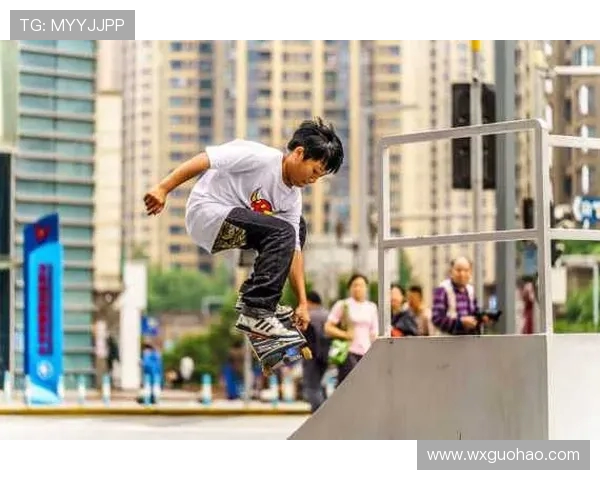 重庆滑板队的战术解析与深度盯防策略揭秘