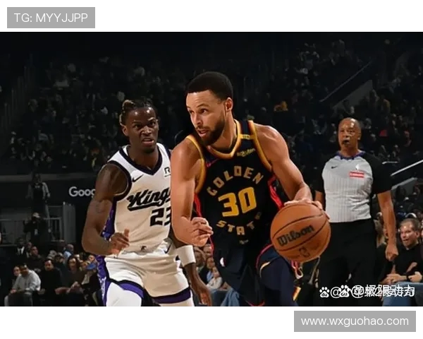 勇士对阵马刺库里崭露头角成名之战回顾与精彩瞬间分析